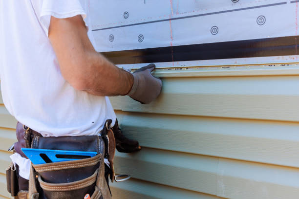 Trusted Storm Damage Siding Repair service in Estero, FL - Creative Siding